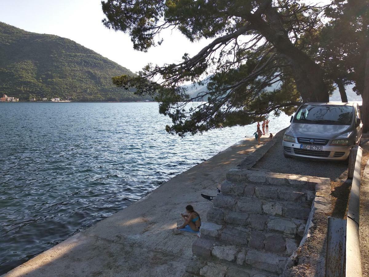 Old House Perast Apartment Exterior photo